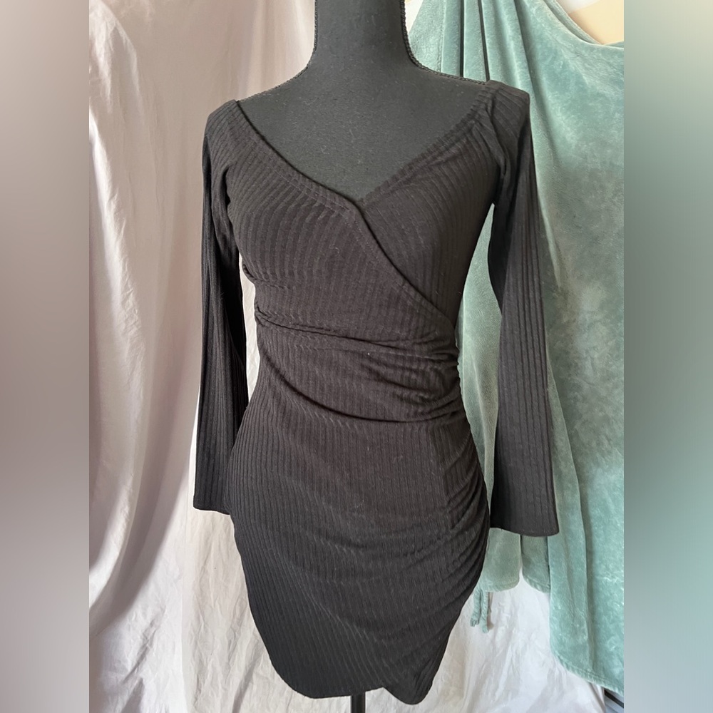 Black Asymmetrical Off the Shoulder Ruched Bodycon Dress ♠️
